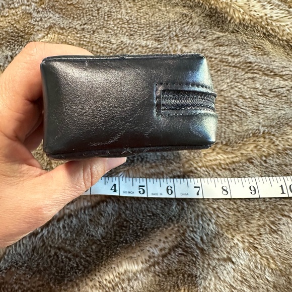 Chanel zipper pouch - Picture 4 of 14